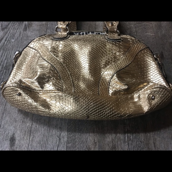 GUESS NWOT Shimmery Handbag - Picture 7 of 7